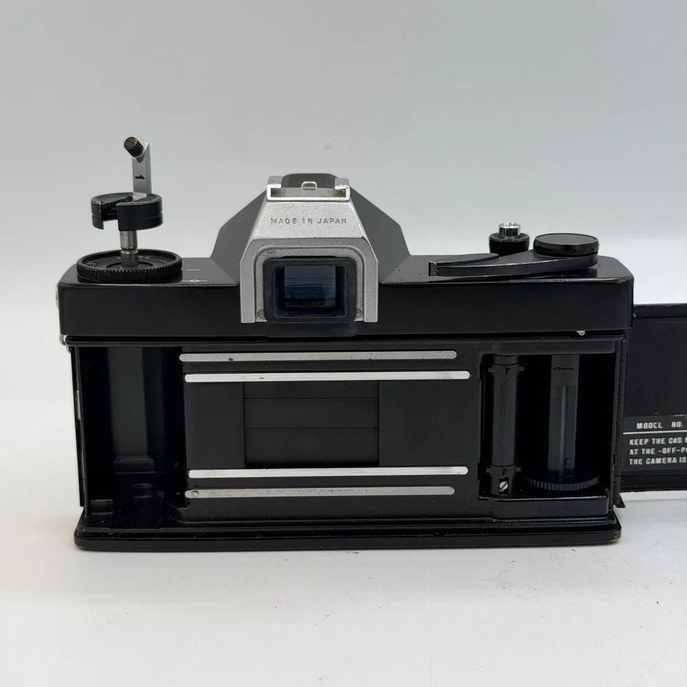 Sears TLS 35mm SLR Film Camera with Auto Sears 55mm f1.4 Lens Made in Japan